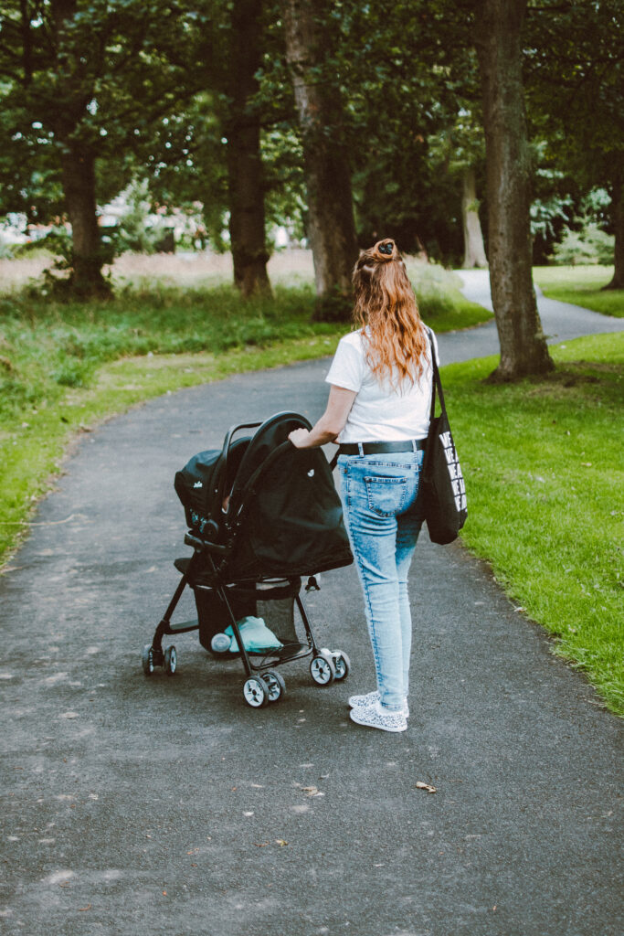 How Do I Choose A Stroller With A Five-point Harness For Safety?